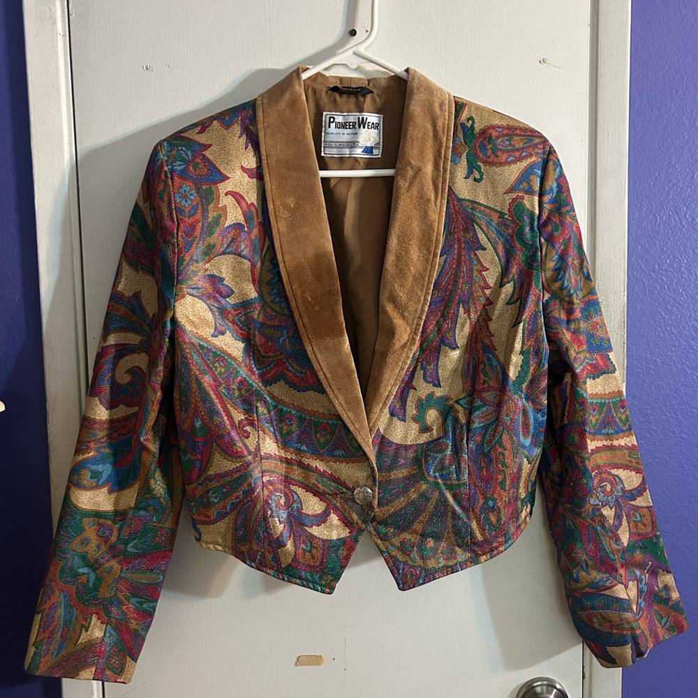 PIONEER Vibrant Paisley Women's Blazer